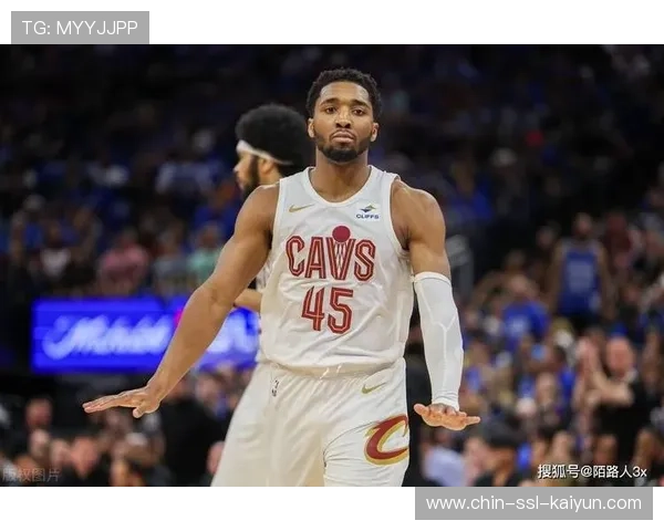 米切尔外线连续命中，骑士在关键时刻占据上风